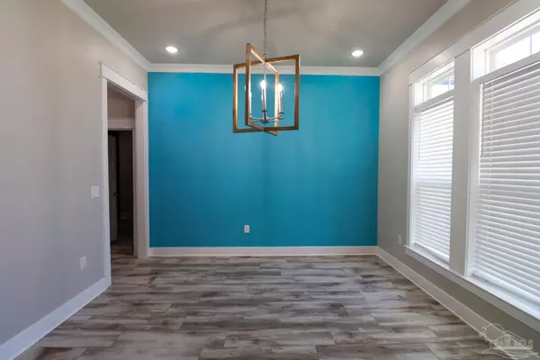 Cantonment, FL 32533,2420 Okatie Ln