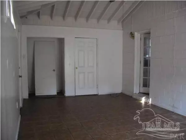 Pensacola, FL 32505,701 Montclair Rd