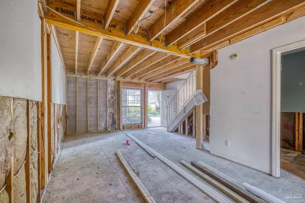 Pensacola, FL 32514,8101 Tippin Ave