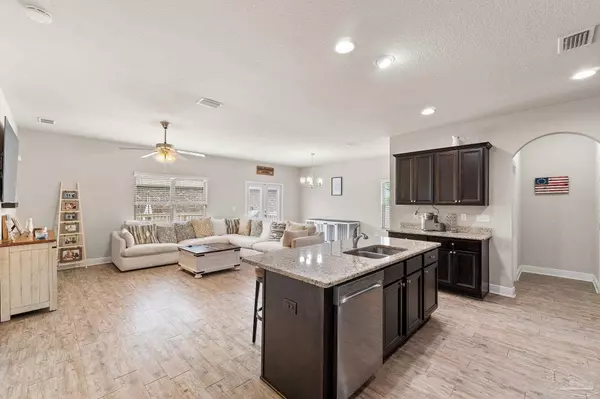 Cantonment, FL 32533,2437 Redford Dr