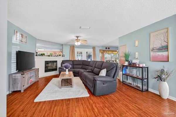 Pensacola, FL 32534,1008 Tortuga Dr