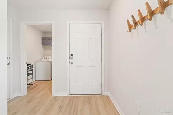 Pace, FL 32571,5252 Peach Dr