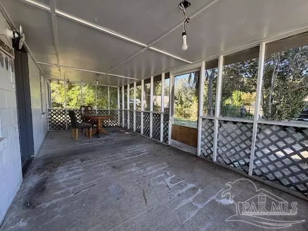 Pensacola, FL 32505,3703 W Theresa St