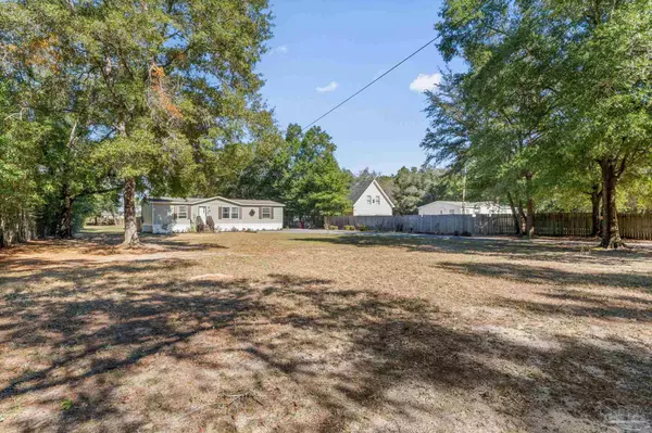 Milton, FL 32583,8680 John Hamm Rd