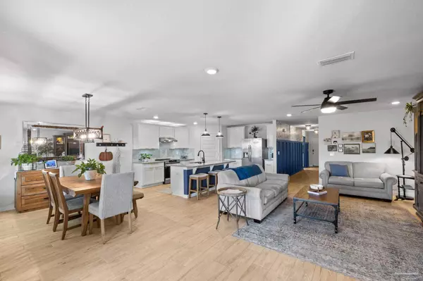 Milton, FL 32583,5517 Galahad Trl