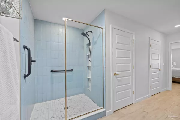 Milton, FL 32583,5517 Galahad Trl