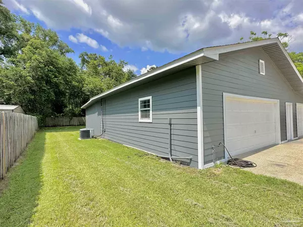 Pensacola, FL 32534,1510 W Detroit Blvd