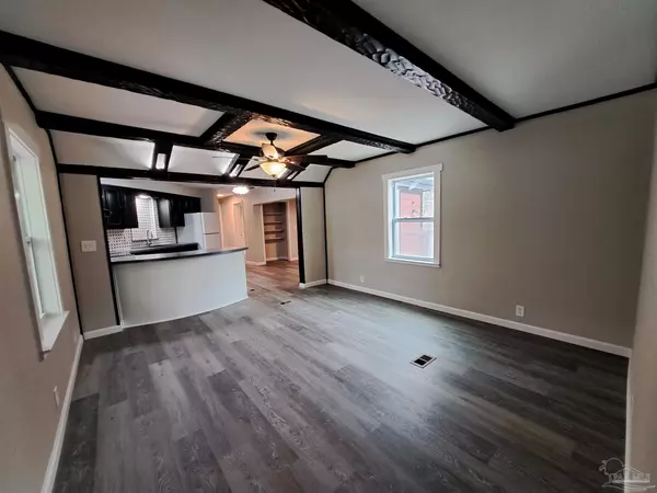 Pensacola, FL 32507,8562 San Miguel Calzada