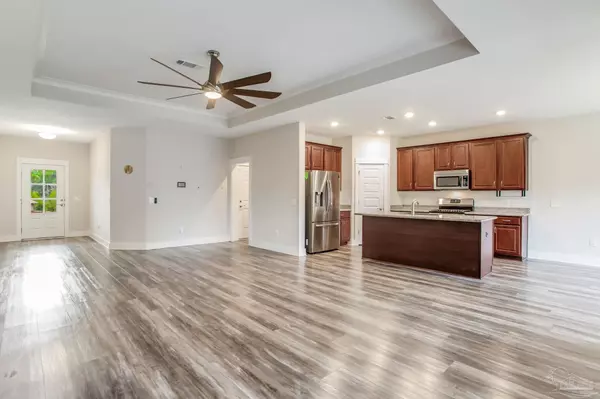 Cantonment, FL 32533,2884 Avalon St