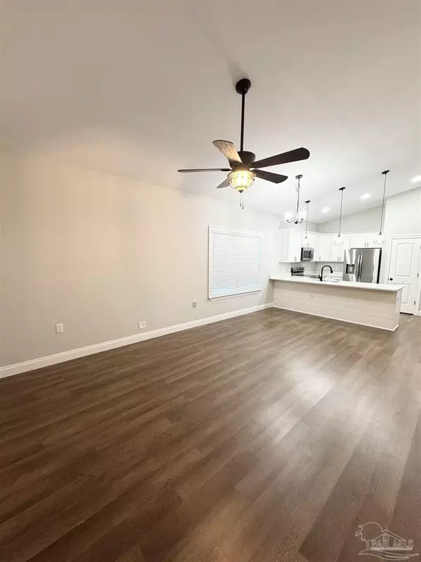 Milton, FL 32583,3294 Damon Dr