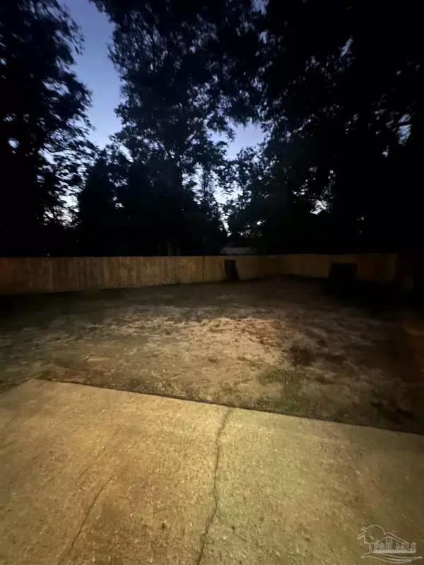 Pensacola, FL 32514,808 Wickwood Cir