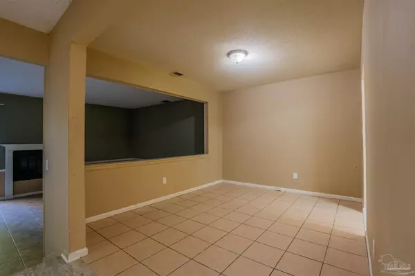 Pensacola, FL 32503,18 Hillbrook Way