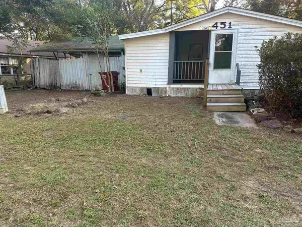 Crestview, FL 32539,451 E Cane Ave
