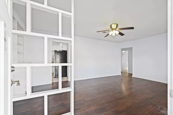 Pensacola, FL 32503,1631 E Hayes St