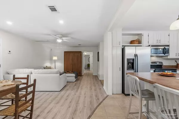 Milton, FL 32570,6617 Ravine St