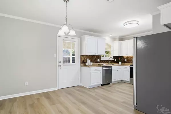 Pensacola, FL 32526,2641 Hillcrest Ave