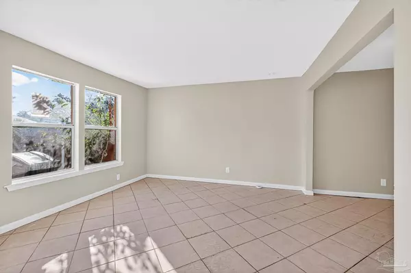 Pensacola, FL 32505,4283 Erres Blvd