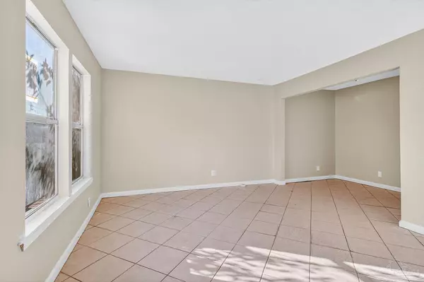 Pensacola, FL 32505,4283 Erres Blvd