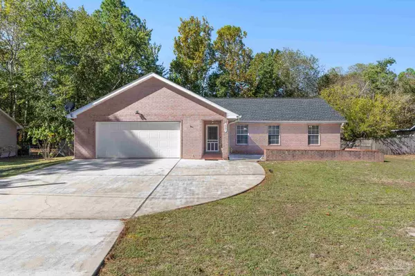 2291 Rosewood Dr, Navarre, FL 32566