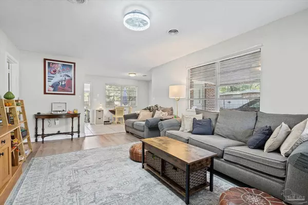 Pensacola, FL 32504,6267 Hilltop Rd