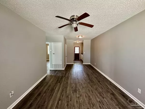 Pensacola, FL 32501,1103 W La Rua St