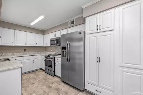 Pensacola, FL 32506,333 S 61st Ave