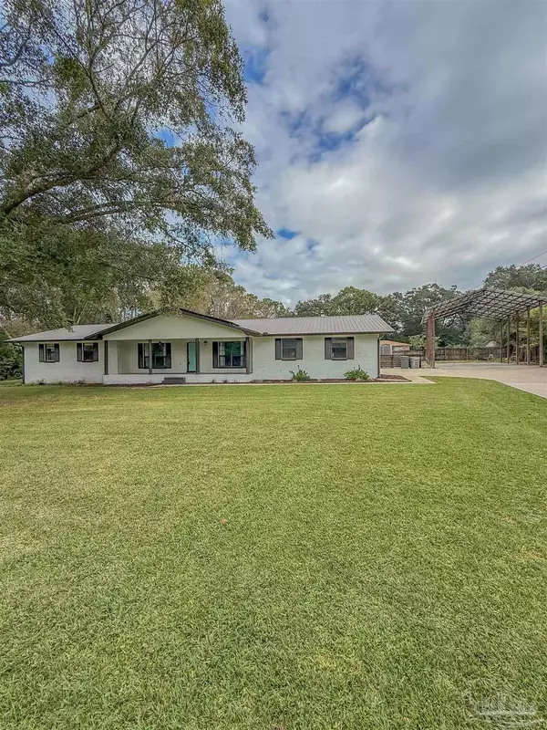 Pensacola, FL 32506,1602 N 52nd Ave