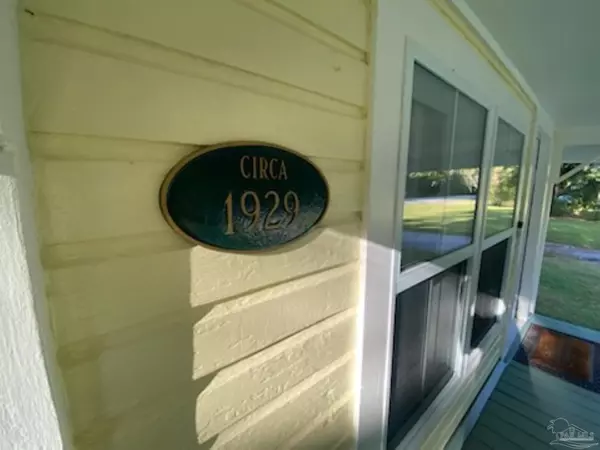 Milton, FL 32570,6570 Old Hwy 90