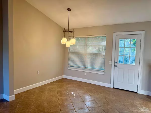 Gulf Breeze, FL 32563,1323 Sterling Point Dr