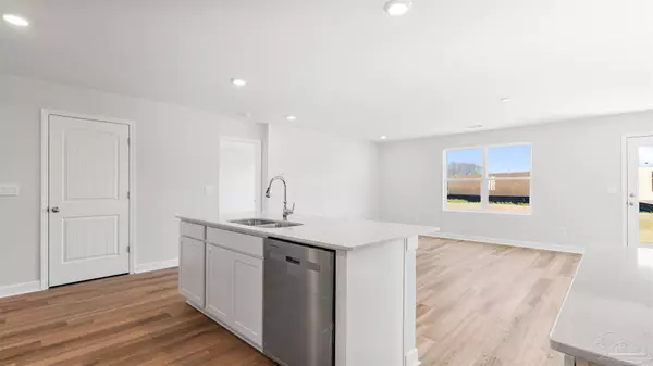 Milton, FL 32583,5816 Pelagic Dr