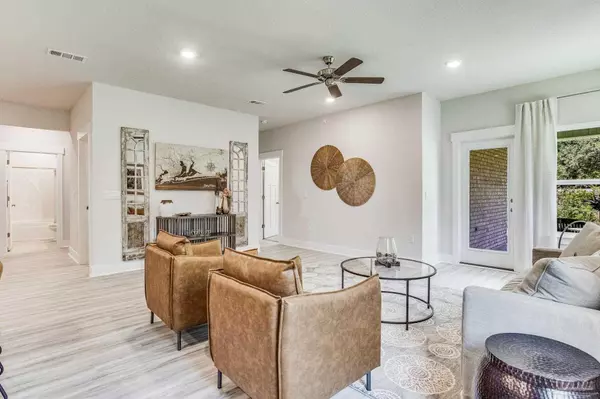 Pensacola, FL 32526,3570 Fallschase Blvd