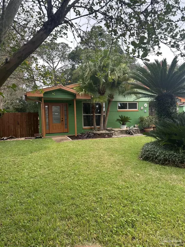 Ft Walton Beach, FL 32548,207 California Dr Ne