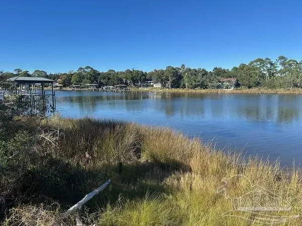 Pensacola, FL 32507,16326 Tarpon Dr