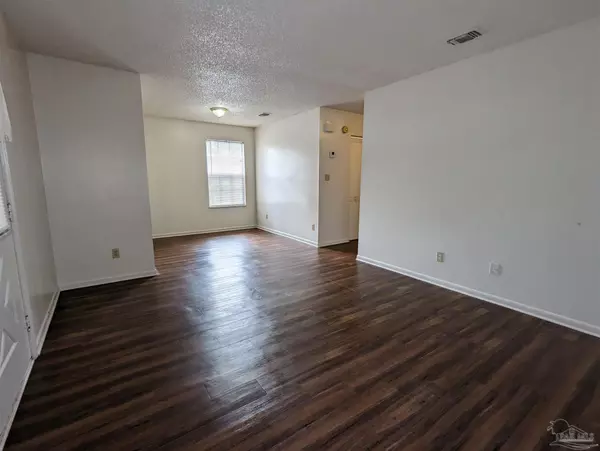 Milton, FL 32570,6288 Hamilton Bridge Rd