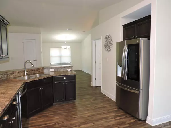 Pensacola, FL 32505,2163 Waltham St