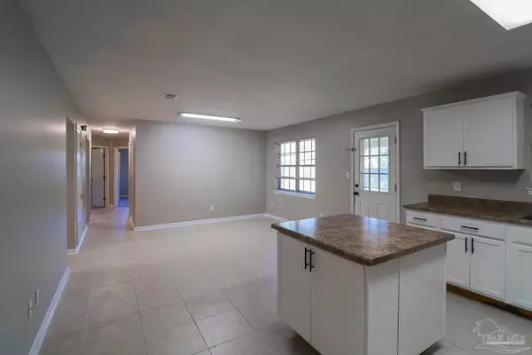 Pensacola, FL 32526,3418 N Blue Angel