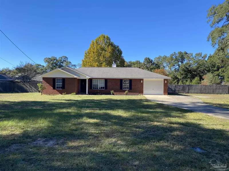 5493 Riviera Dr, Milton, FL 32583