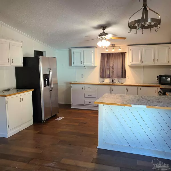 Pensacola, FL 32507,1111 Mills Ave