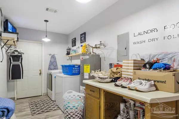 Pensacola, FL 32506,7201 Mier Henry Rd