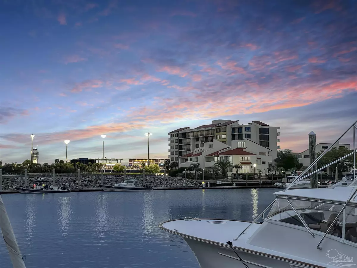 Pensacola, FL 32502,106 Port Royal Way