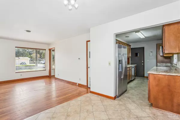 Gulf Breeze, FL 32561,9 Gilmore Dr