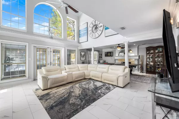 Mary Esther, FL 32569,521 Parish Blvd