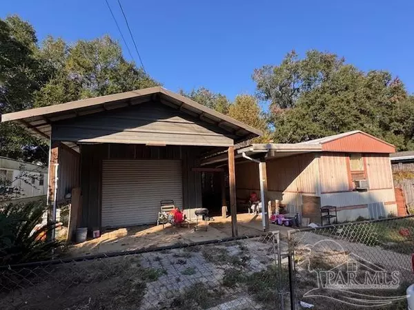 5449 Wales Ave, Pensacola, FL 32526