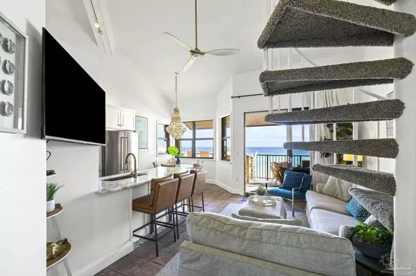 Pensacola Beach, FL 32561,1199 Ft Pickens Rd