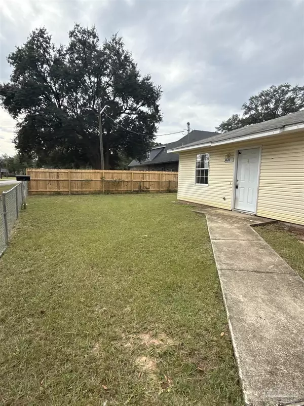 Pensacola, FL 32505,3426 1/2 Luke St