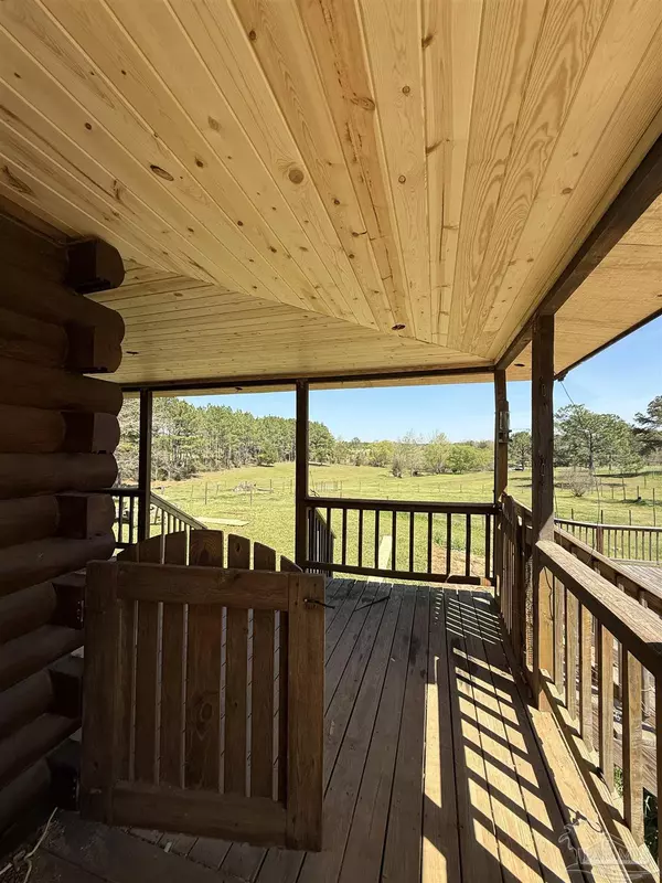 Molino, FL 32577,8850 Gibson Rd