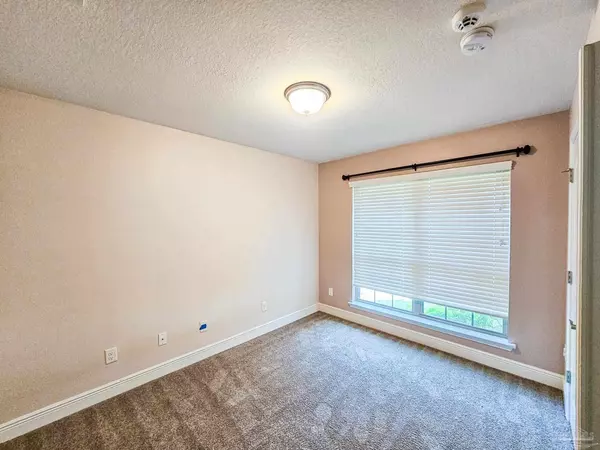 Pensacola, FL 32503,6305 Parakeet Trl