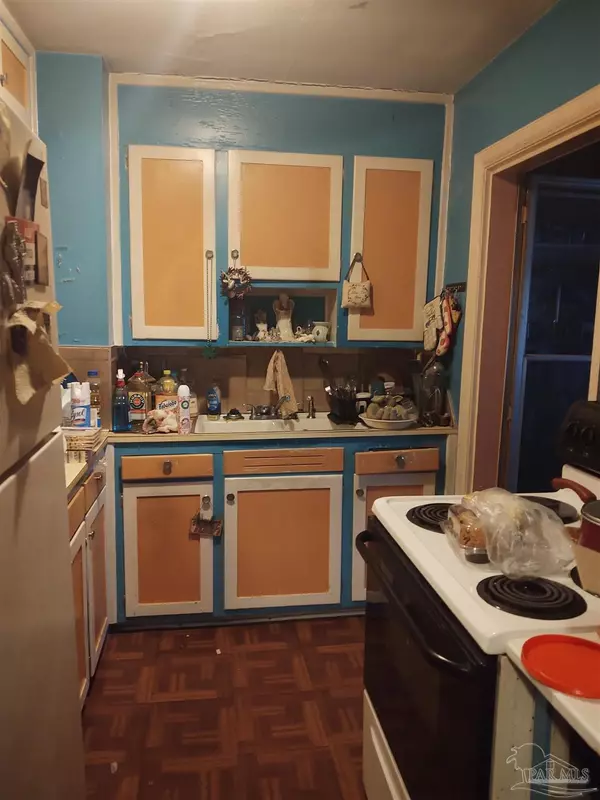 Milton, FL 32583,5217 Admiral Halsey Rd