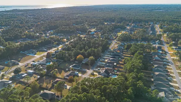 Navarre, FL 32566,8260 Tavira St