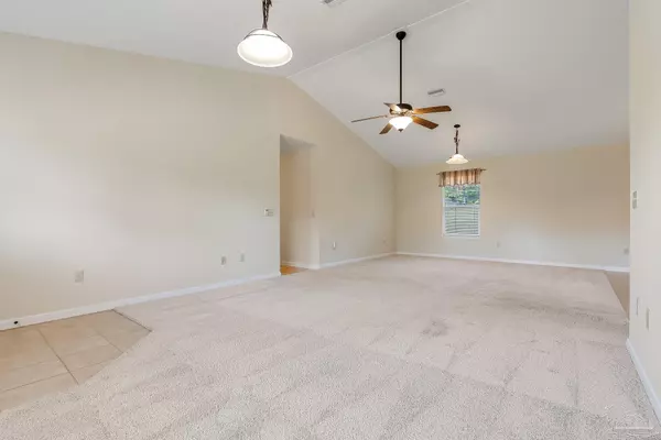 Marianna, FL 32446,4700 Honeysuckle Ln